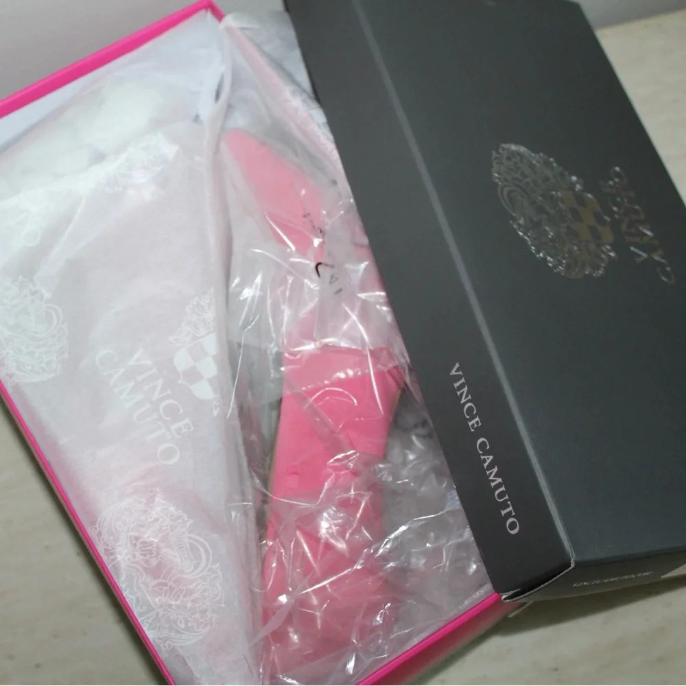 Vince Camuto Ankia Soft Pink Suede Pump Heels - Picture 6 of 16